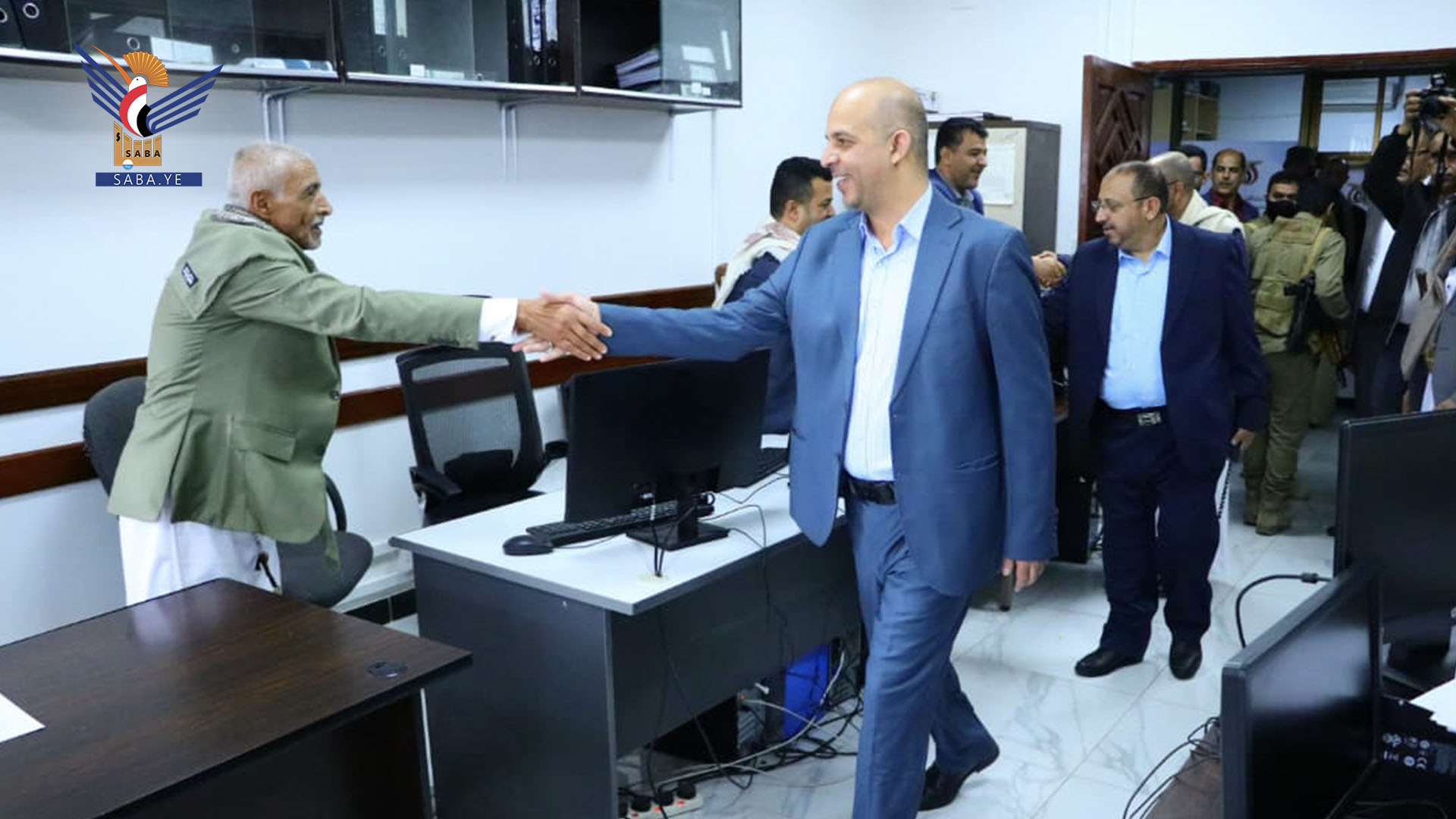 نائب وزير الاتصالات يتفقد مستوى الانضباط الوظيفي عقب إجازة عيد الفطر