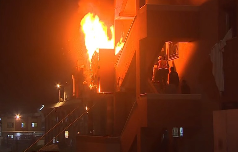 الصحة تدين قصف العدو الإسرائيلي لمجمع ناصر الطبي في خان يونس الصحة تدين قصف العدو الإسرائيلي لمجمع ناصر الطبي في خان يونس