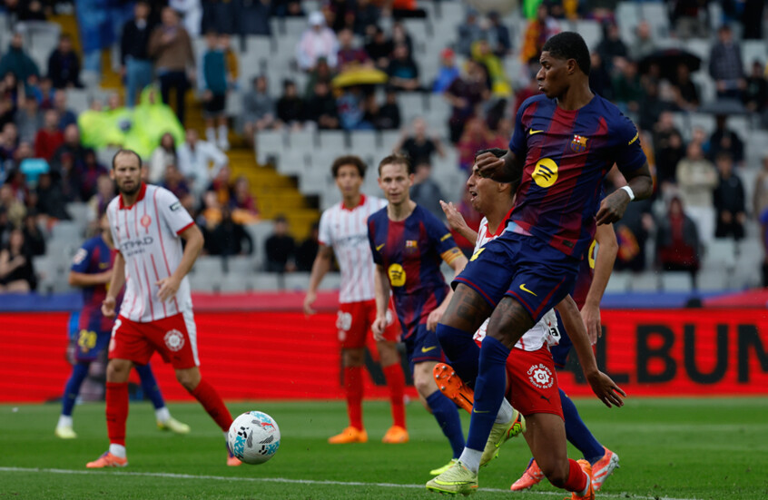 برشلونة يحقق فوزا صعبا على حساب جيرونا في الدوري الإسباني برشلونة يحقق فوزا صعبا على حساب جيرونا في الدوري الإسباني