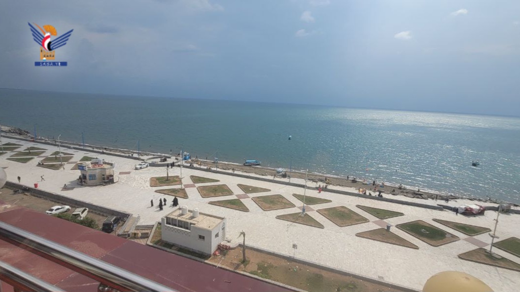 مشروع تأهيل كورنيش مدينة الحديدة.. إنجاز نوعي بعد سنوات من الإهمال