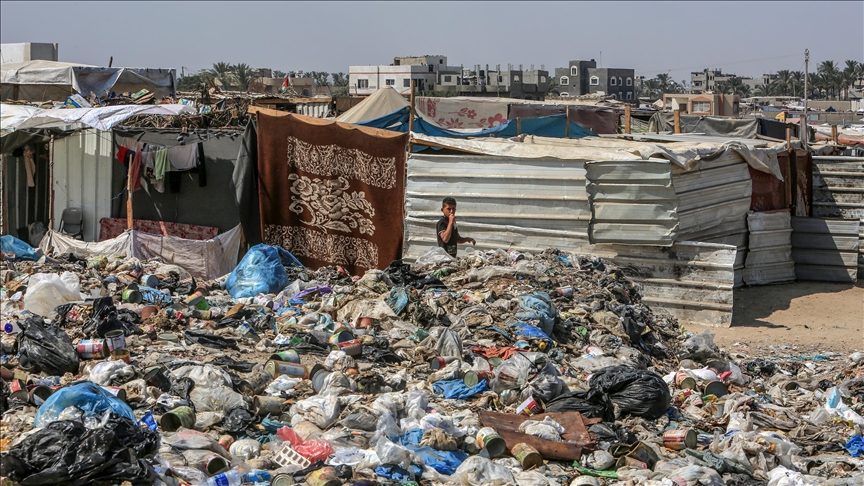 بلدية دير البلح: انهيار شامل في الخدمات الأساسية بغزة بسبب نفاد الوقود