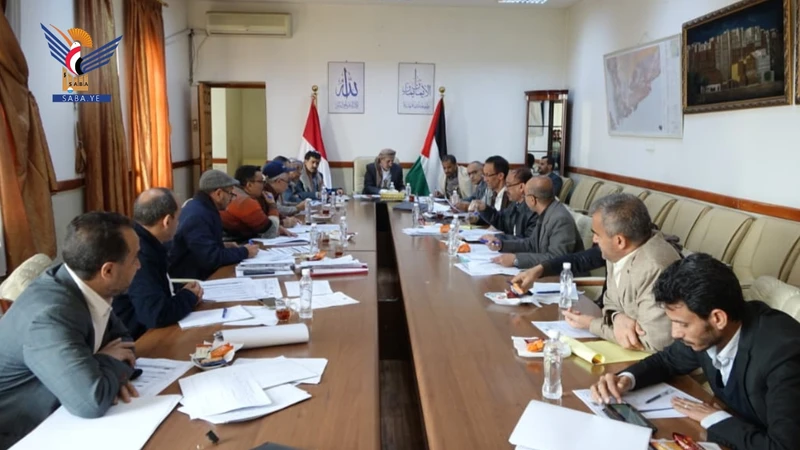 مناقشة مستوى تنفيذ خطط وبرامج وزارة النفط والوحدات التابعة لها