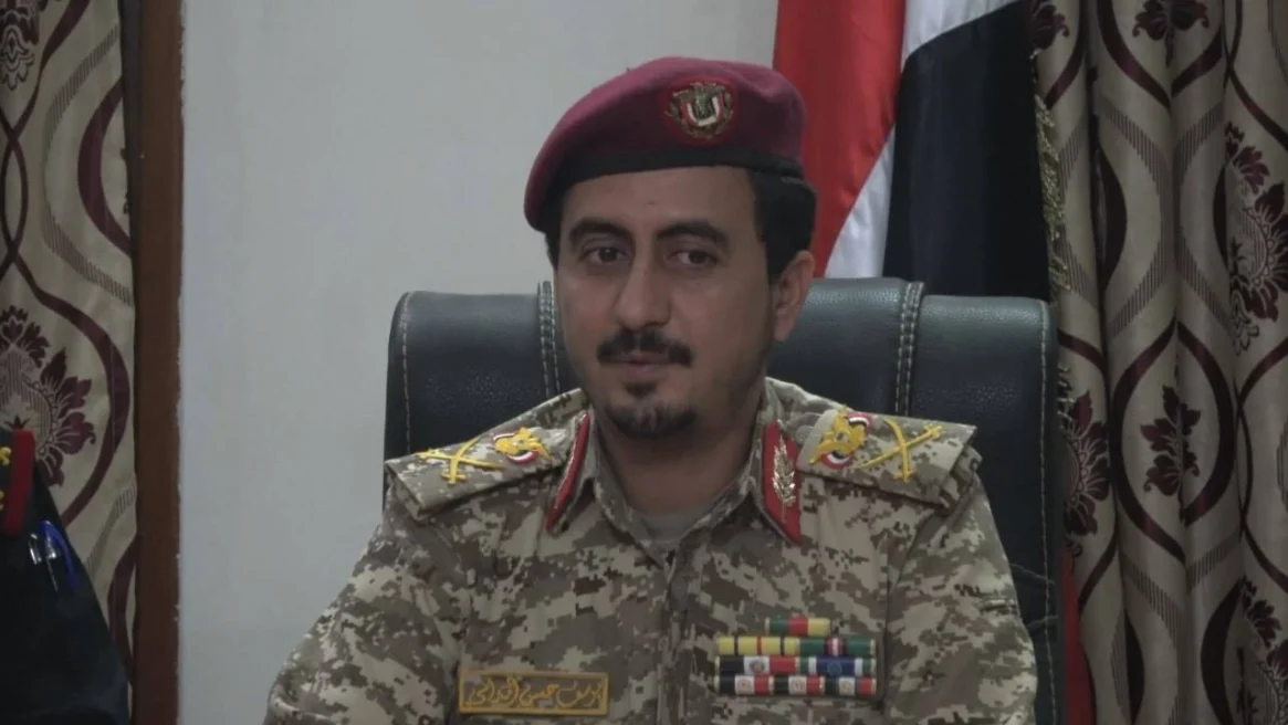 اليمن: اجتماع عسكري لمناقشة جهود التعبئة والاستعدادات لمواجهة أيّ عدوان مرتقب اليمن: اجتماع عسكري لمناقشة جهود التعبئة والاستعدادات لمواجهة أيّ عدوان مرتقب