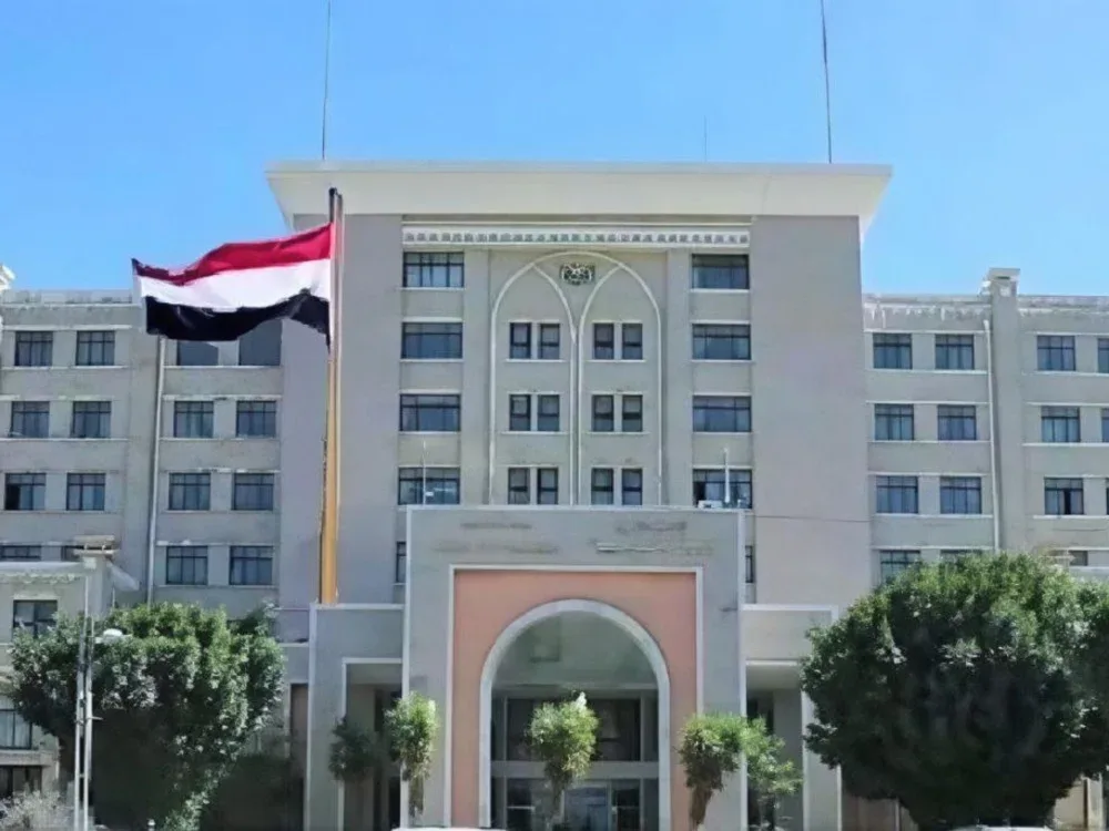 خارجية صنعاء: استمرار العدوان السعودي على اليمن يستوجب الرد عليه حتى يتوقف