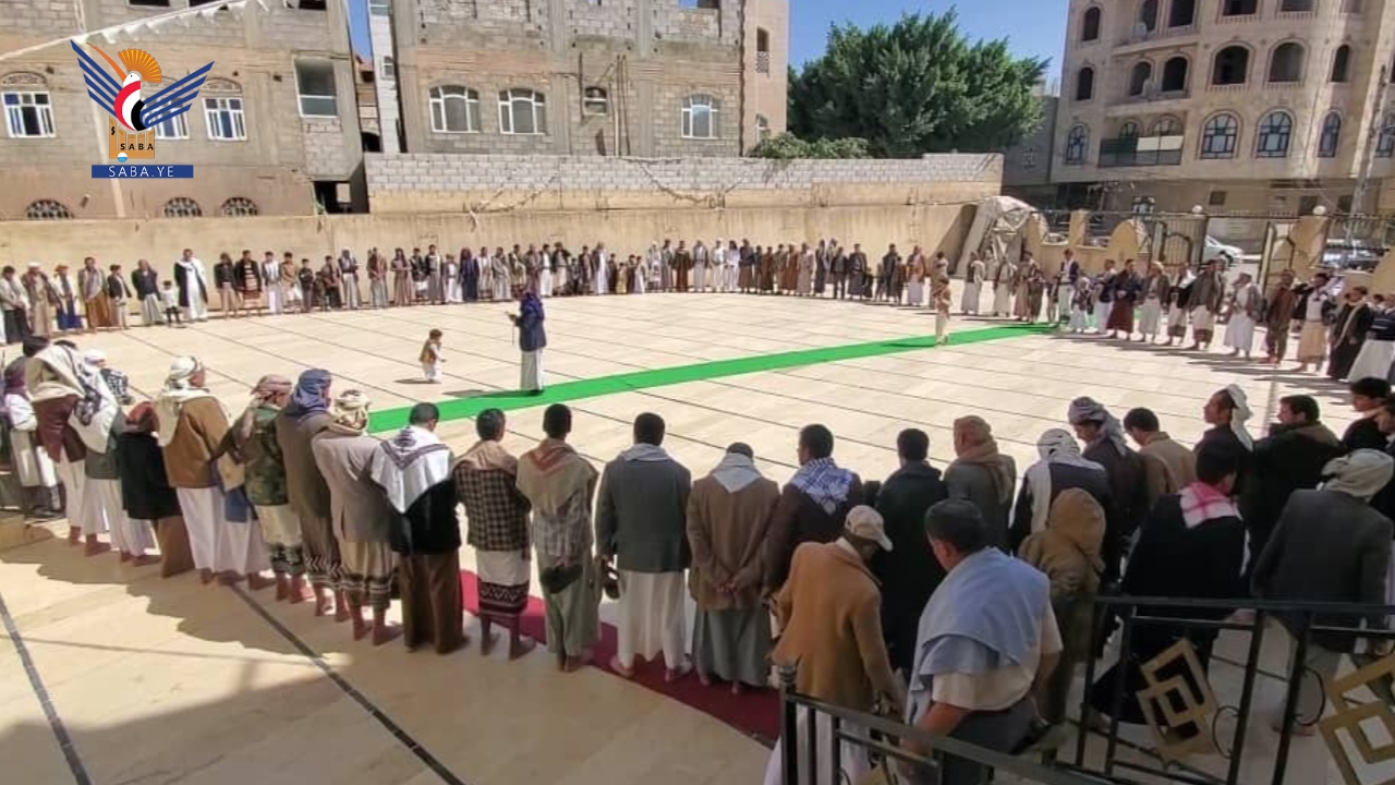 وقفات في أمانة العاصمة تنديدا بجرائم العدو الصهيوني بحق الشعب الفلسطيني