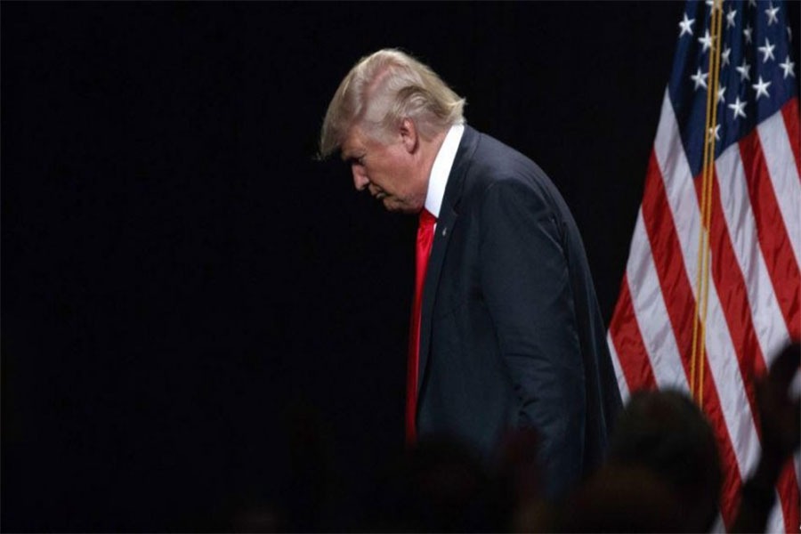  كاتبة بريطانية أميركية: بدء مخطط قد يؤدي لإسقاط ترامب