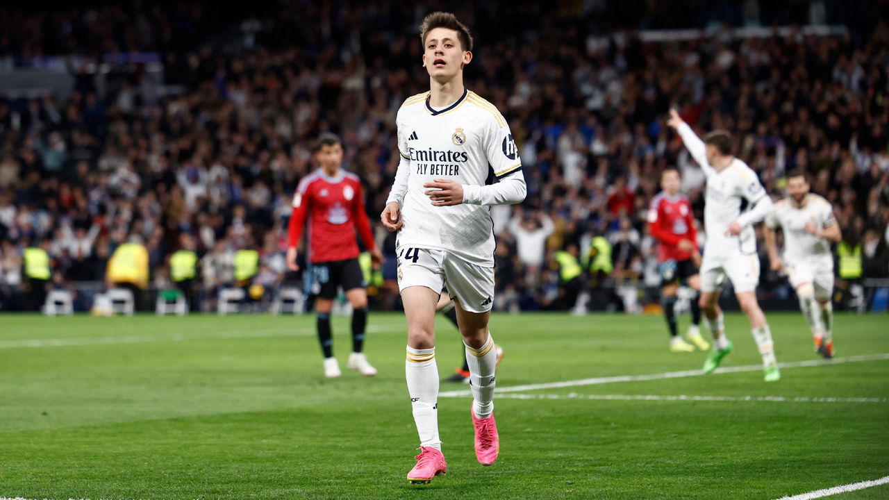 أرسنال الإنجليزي يسعى لضم التركي أردا جولر في الانتقالات الشتوية    