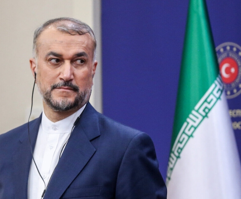   "لم يكن هجوماً بل لعب أطفال".. أمير عبد اللهيان يستهزئ بالعملية التخريبية في أصفهان