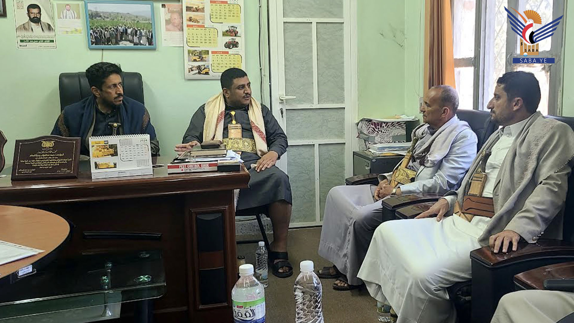 إب.. مناقشة السبل الكفيلة بالتوسع في زراعة التين الشوكي وتنظيم تسويق المحاصيل