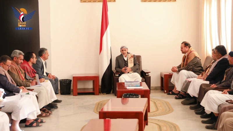 مفتاح يناقش الأوضاع الخدمية والتنموية بأمانة العاصمة