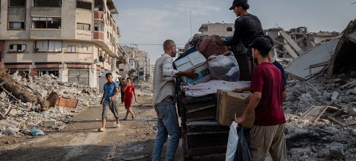 “أوتشا”: لا تزال جهود زيادة المساعدات في غزة تواجه معوقات رغم مرور شهر على وقف النار