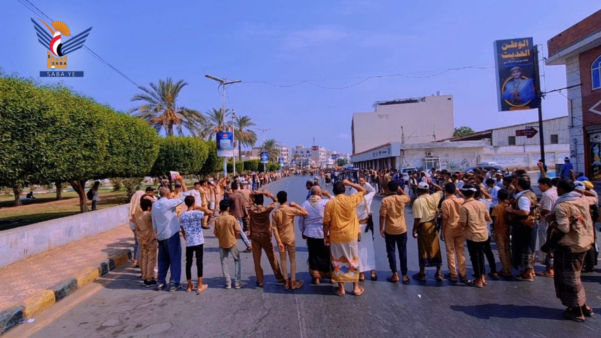 وقفتان في الميناء والحوك إعلانًا للجاهزية لإنهاء الحصار والعدوان