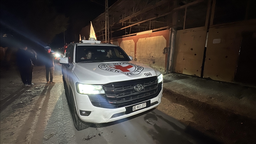  الجيش الإسرائيلي يعلن إستلام الصليب الأحمر جثة أحد أسراه