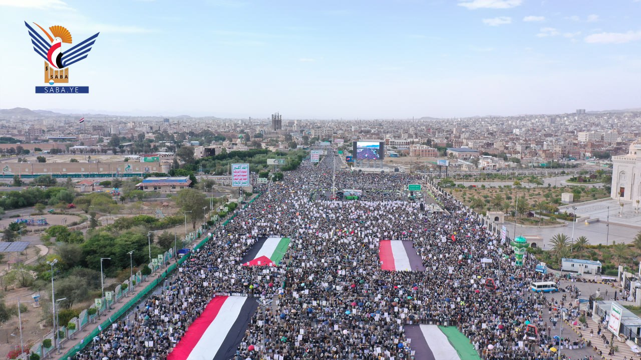 مسيرات اليمن المليونية تجدد العهد والوفاء لغزة والقضية الفلسطينية مسيرات اليمن المليونية تجدد العهد والوفاء لغزة والقضية الفلسطينية