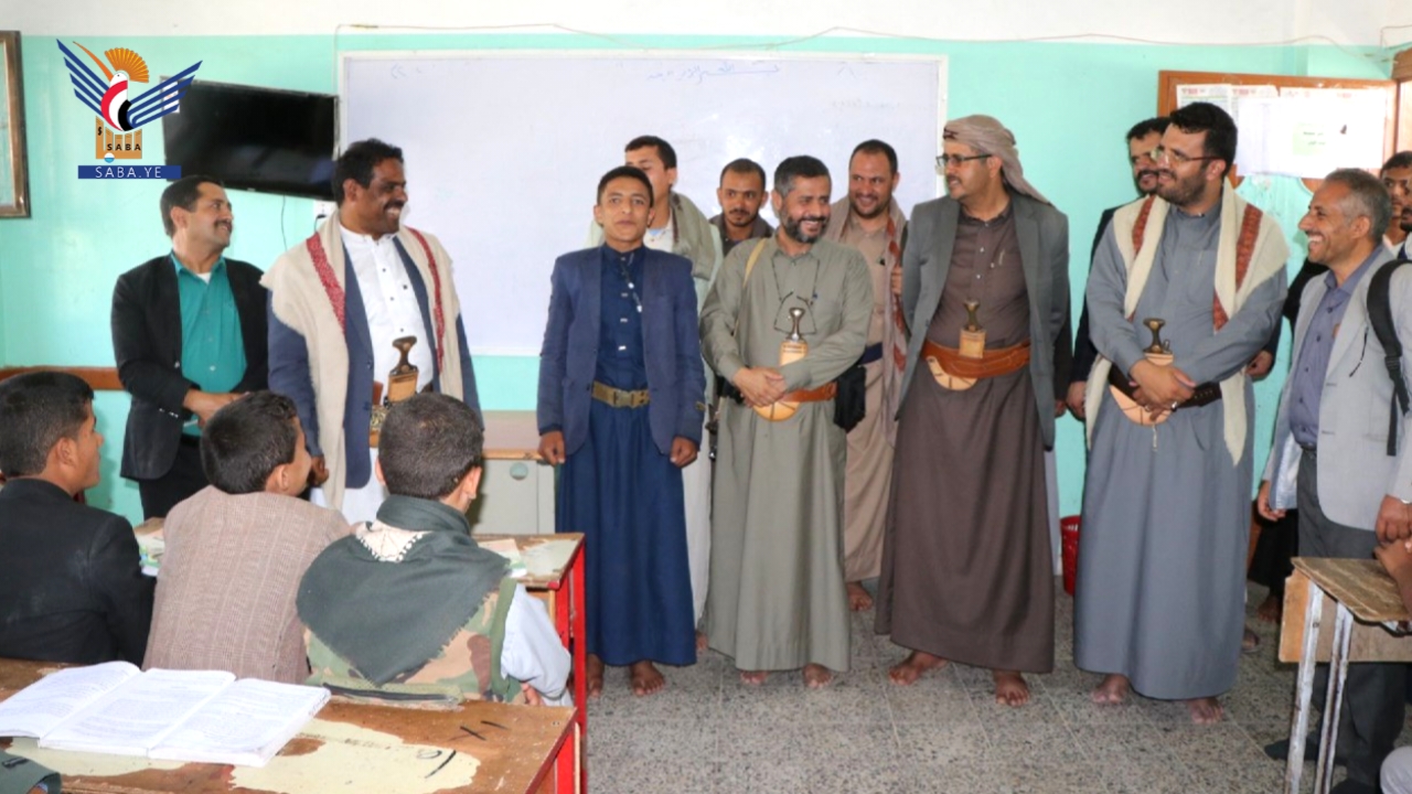 محافظ ذمار يتفقد سير الأنشطة الصيفية بمركز المحافظة