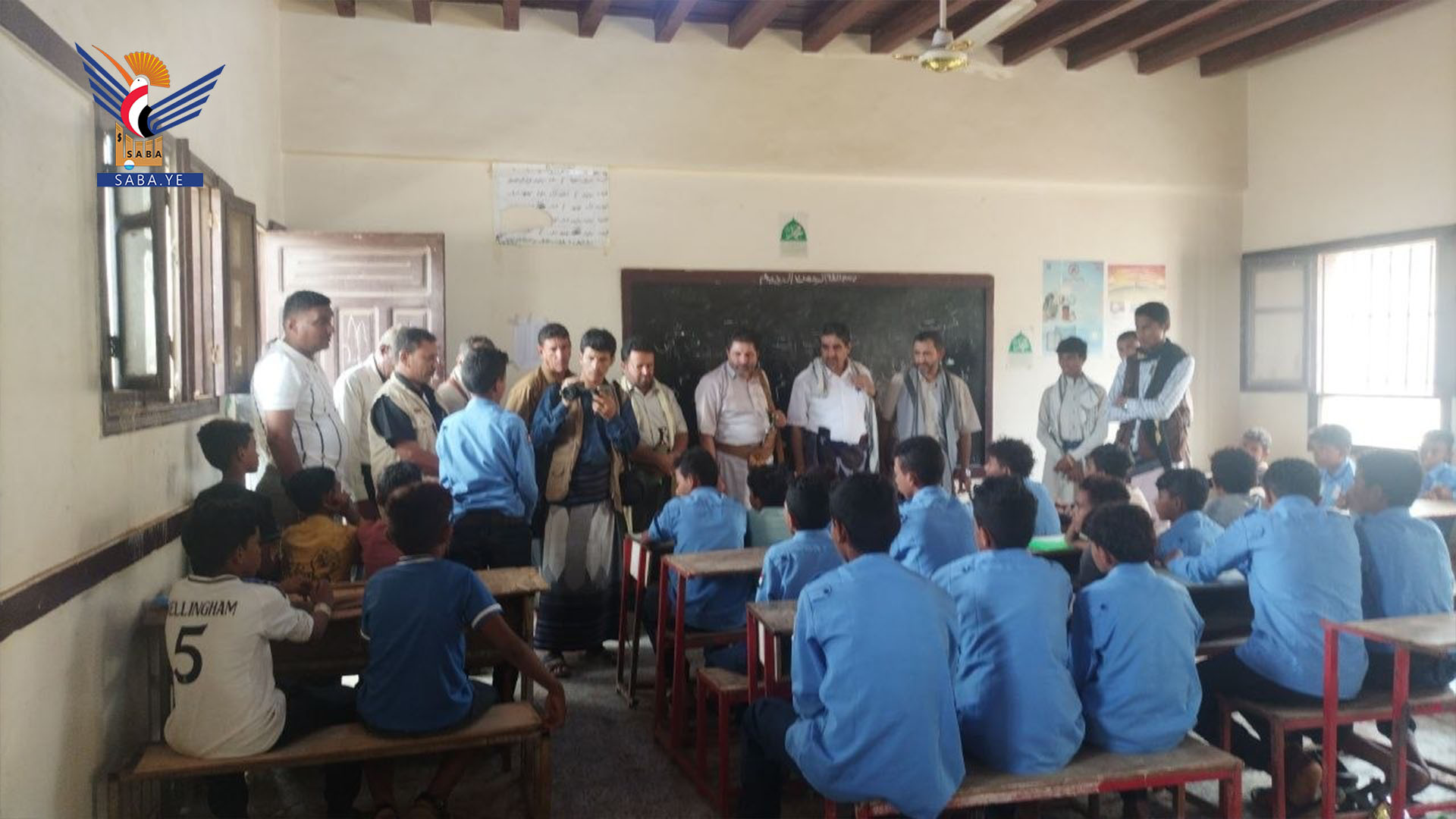 البشري يتفقد سير الدورات الصيفية في مديريتي الصليف وكمران بالحديدة