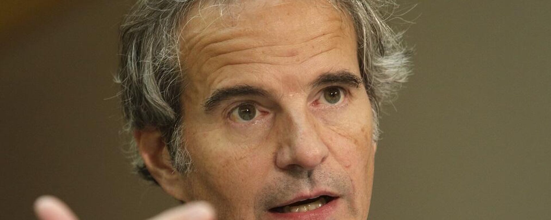 غروسي يتوقع استئناف الحوار النووي بين روسيا وأمريكا