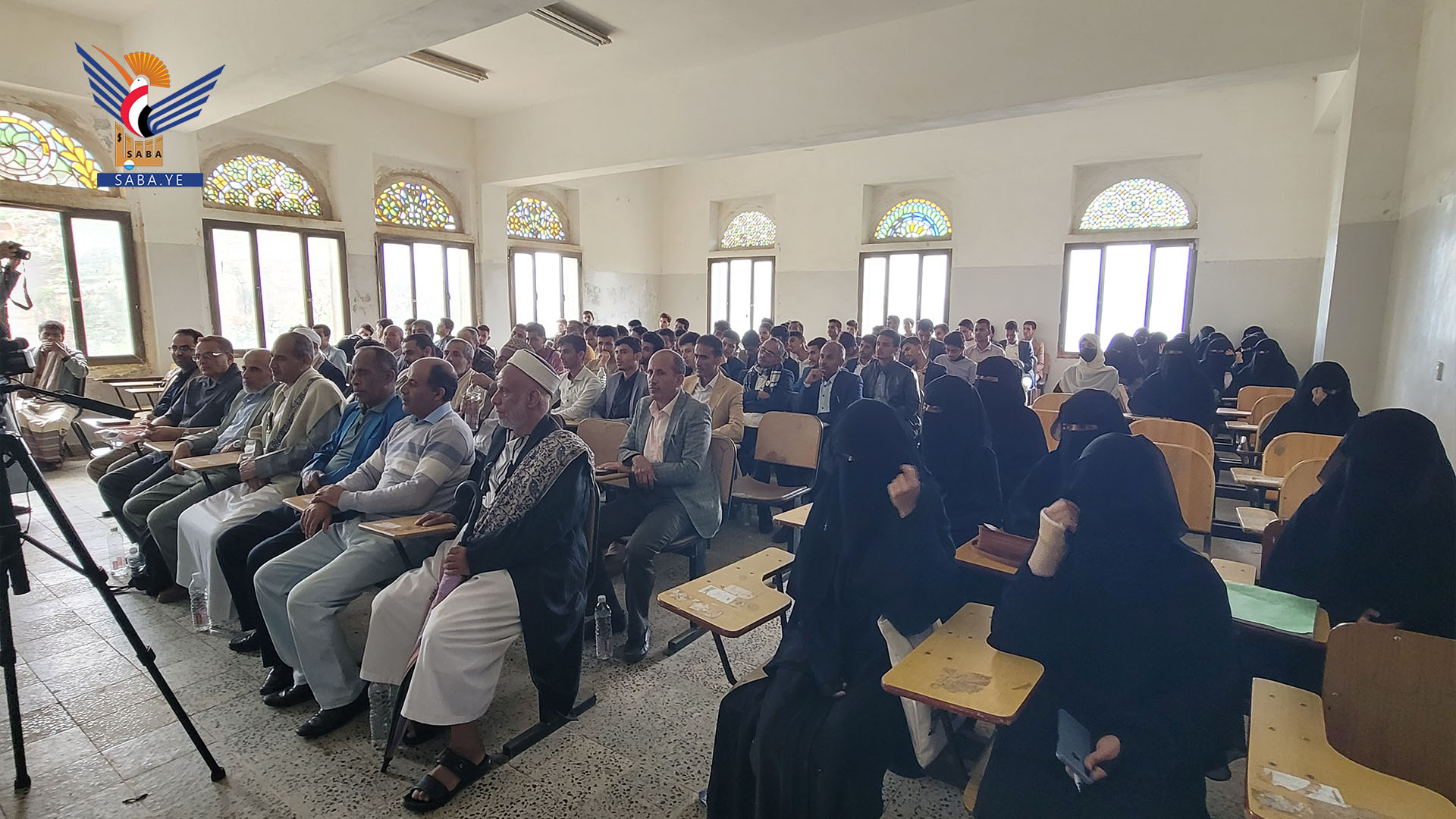 ندوة بجامعة حجة بعنوان "أثر العدوان السعودي والأمريكي على الجامعات اليمنية"