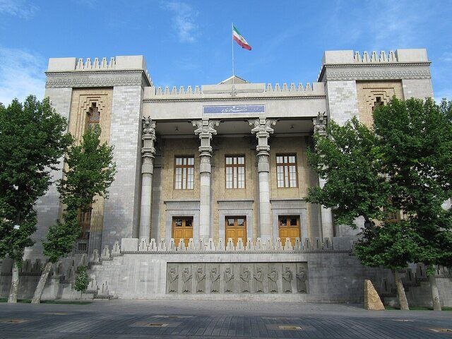 الخارجية الإيرانية تدين العدوان على الضاحية الجنوبية واغتيال القائد الطبطبائي