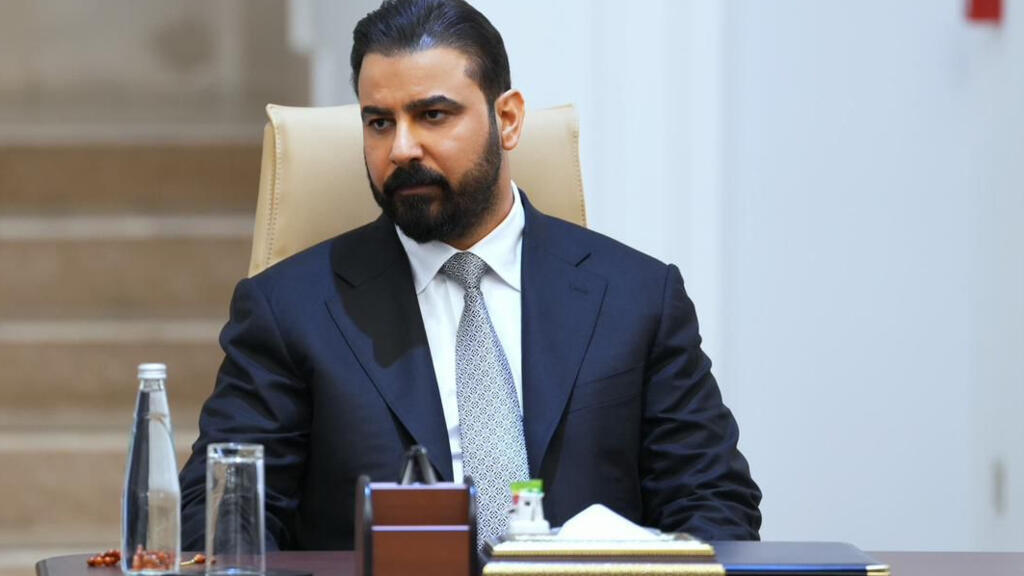 رئيس الوزراء العراقي يوجه برفع مذكرة إلى مجلس الأمن بشأن الاعتداء السعودي الأمريكي على بلاده