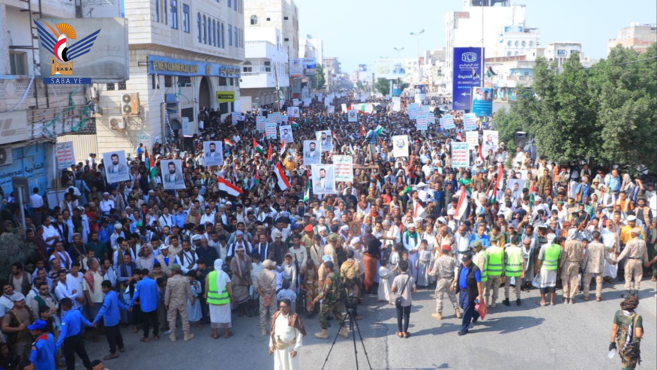 الحديدة تشهد 133 مسيرة بعنوان "على الوعد مع غزة .. ضد التهجير وضد كل المؤامرات"