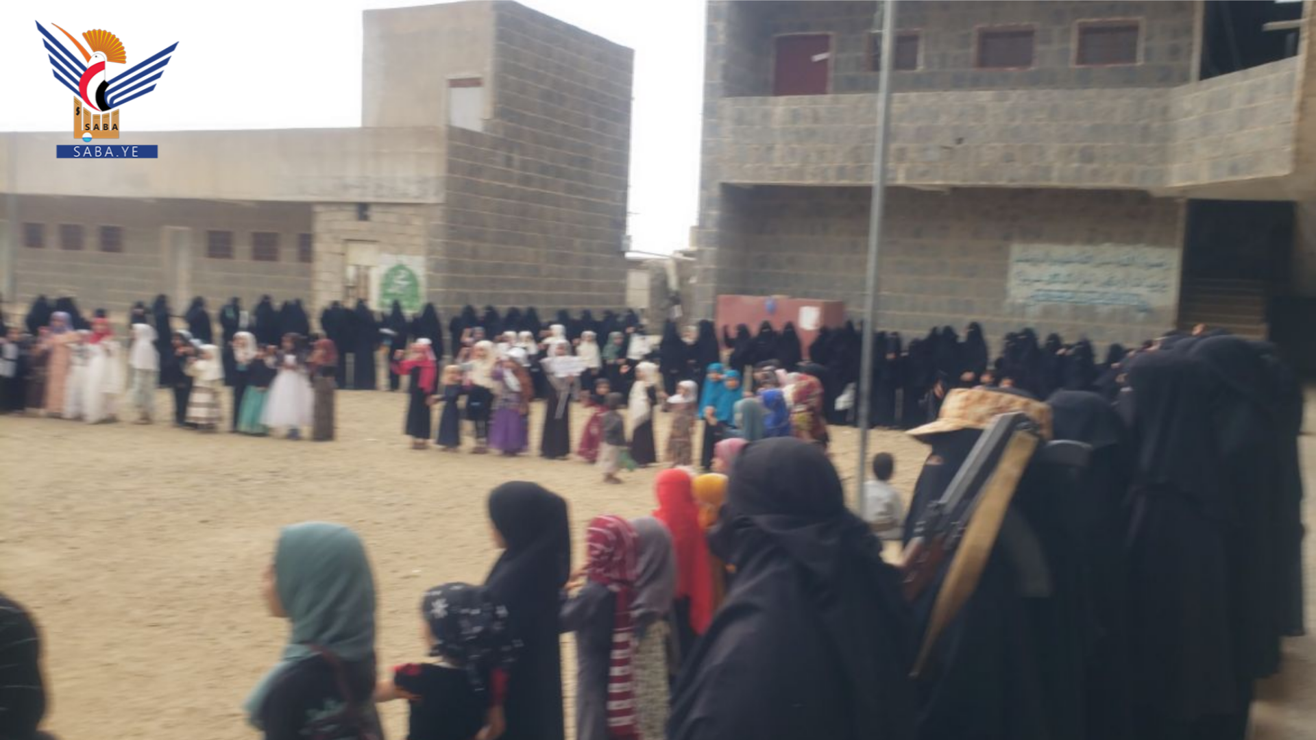 حجة .. وقفة للهيئة النسائية في المحابشة تحت شعار " لا أمن للكيان.. وغزة والأقصى تحت العدوان"