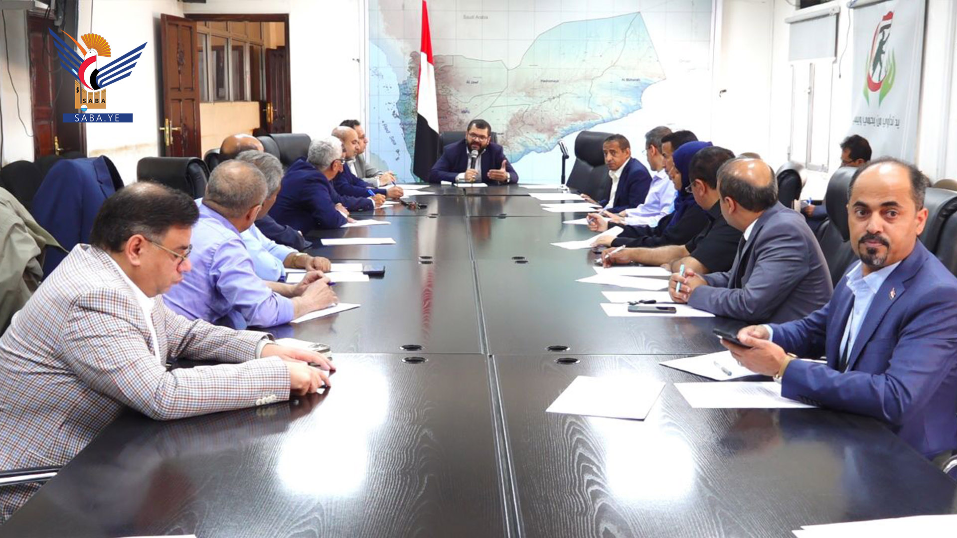 المجلس التنفيذي للزمالة العربية واليمنية يقر توحيد الامتحانات بالأمانة العامة وفروعه المجلس التنفيذي للزمالة العربية واليمنية يقر توحيد الامتحانات بالأمانة العامة وفروعه