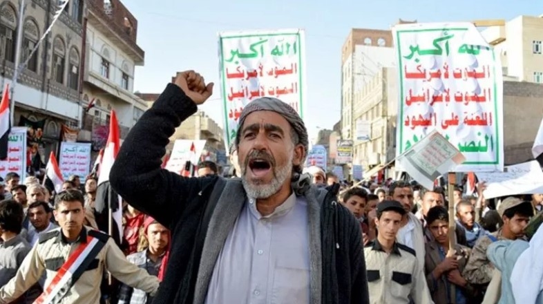 حركة "أنصار الله": التصعيد الإسرائيلي قد يتجاوز سوريا إلى دول المنطقة حركة "أنصار الله": التصعيد الإسرائيلي قد يتجاوز سوريا إلى دول المنطقة