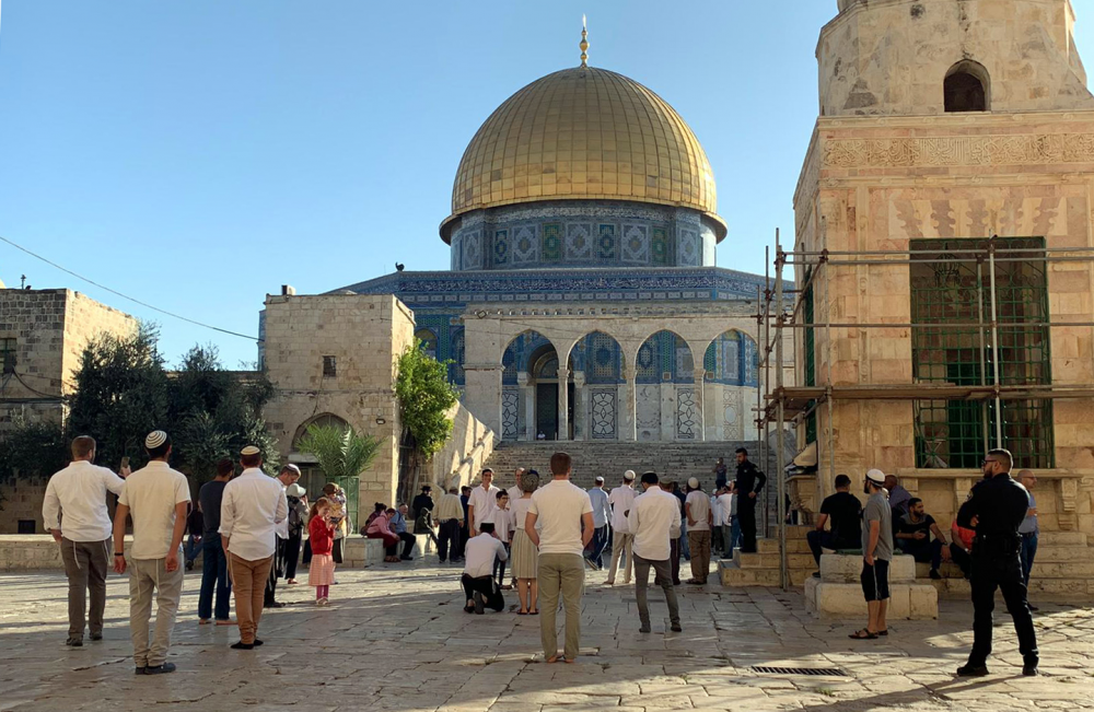 الهيئات الإسلامية بالقدس تستنكر انتهاكات العدو الصهيوني ضد الأقصى
