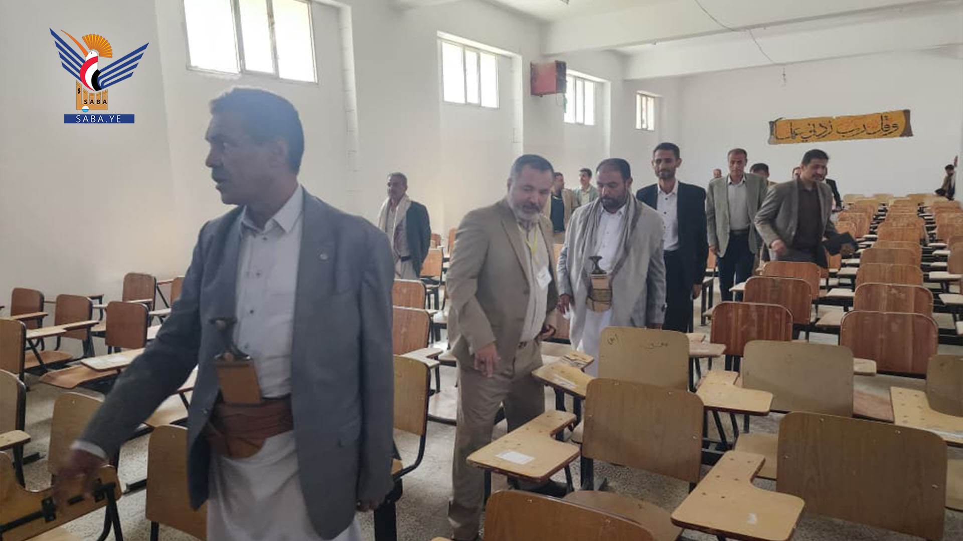 الاطلاع على أعمال الترميم والصيانة في جامعة حجة