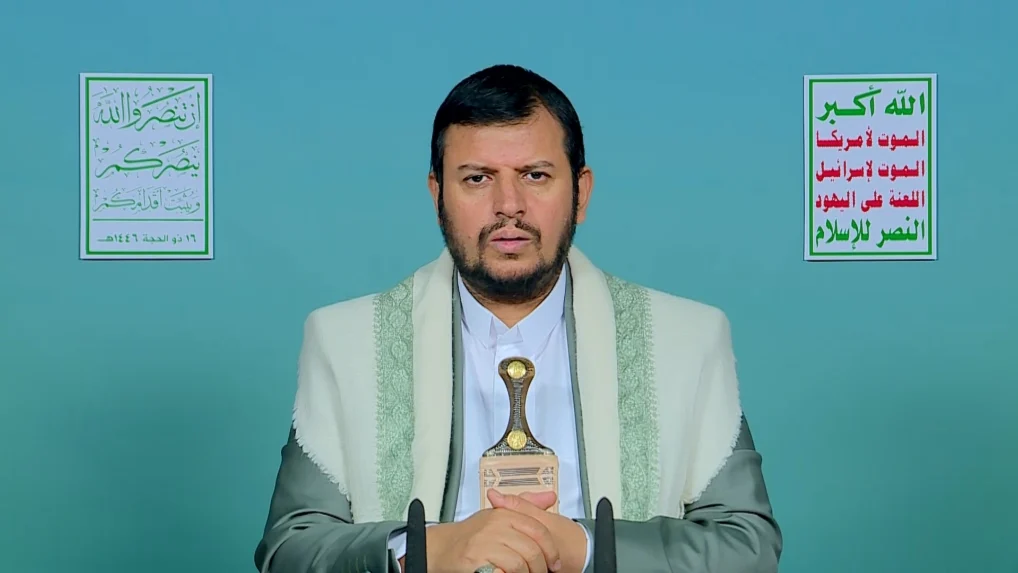السيد الحوثي: انتصار إيران لمصلحة القضية الفلسطينية.. ونحن شركاء في موقف طهران السيد الحوثي: انتصار إيران لمصلحة القضية الفلسطينية.. ونحن شركاء في موقف طهران