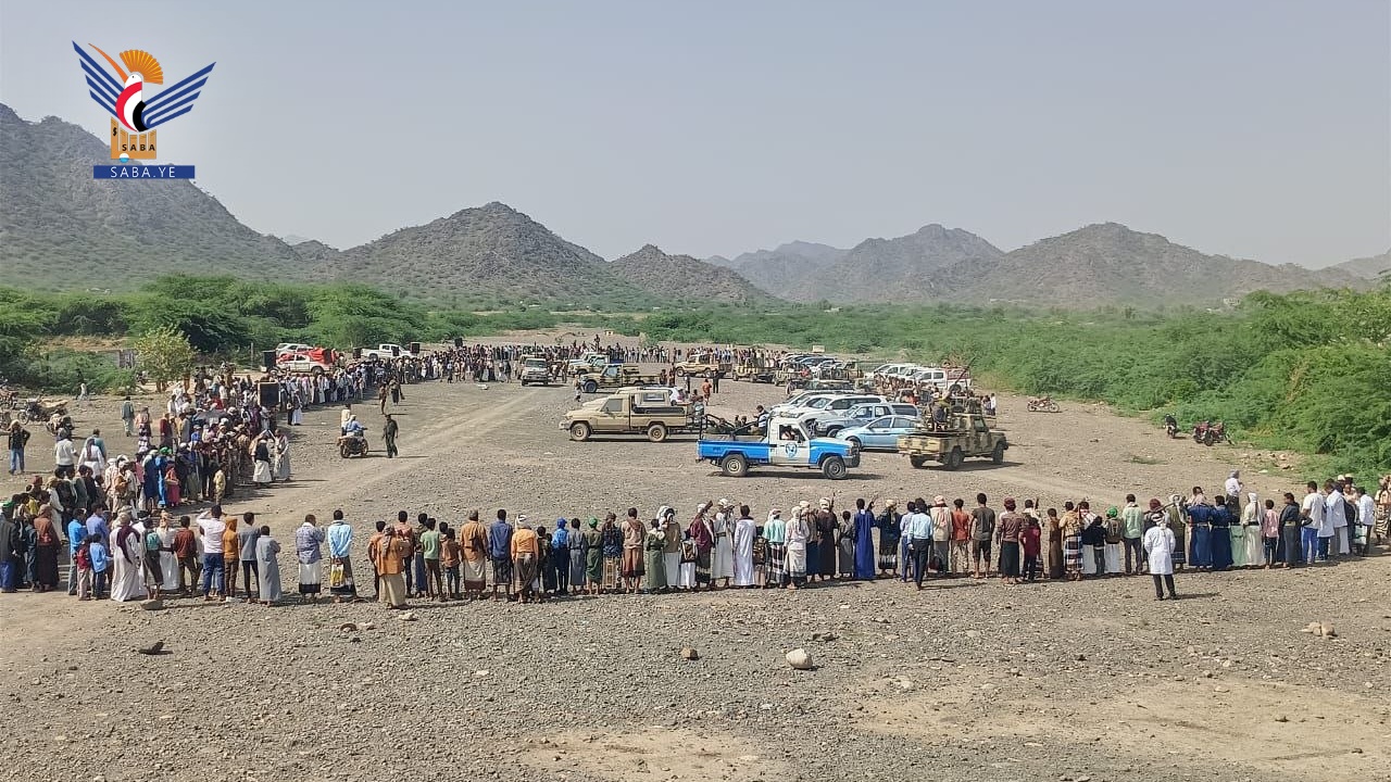 نكف قبلي في جبل راس بالحديدة إعلانا للجهوزية والاستنفار لإنهاء العدوان والحصار