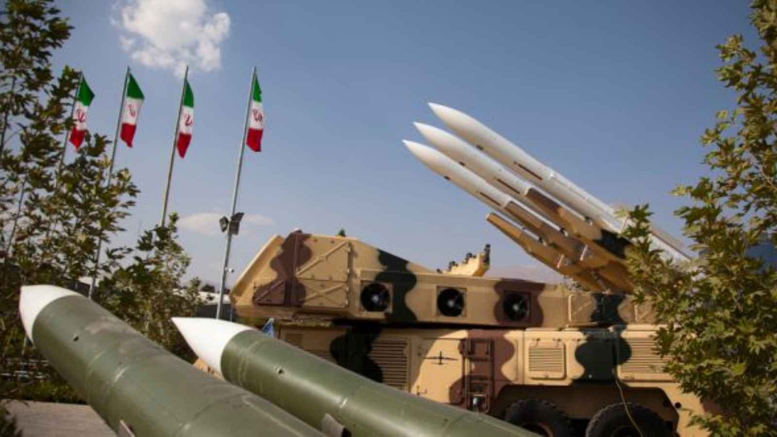 الاستسلام المستحيل: لماذا ستتحطّمُ غطرسةُ "ترامب" على صخرة النظام الإيراني؟