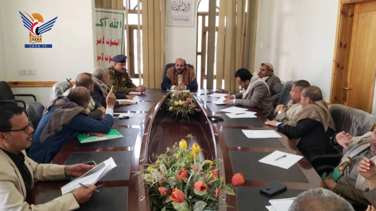 مناقشة الاستعدادات لتفادي أضرار السيول بمحافظة صنعاء