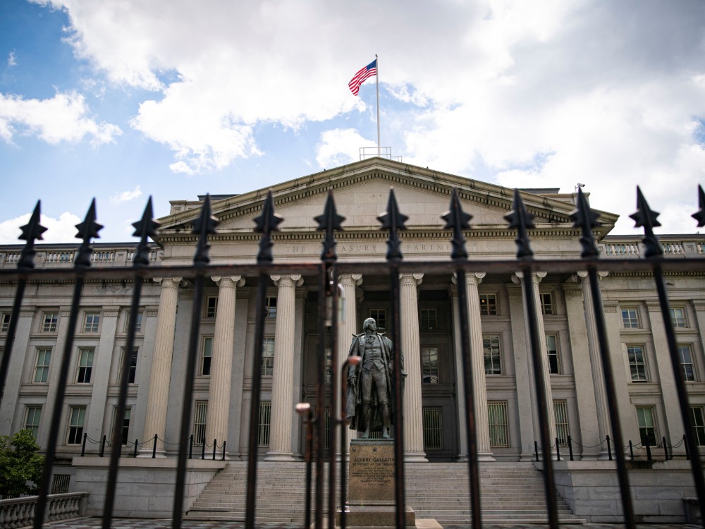 تجاوز الدين الوطني الأمريكي لمستوى قياسي بلغ 39 تريليون دولار لأول مرة