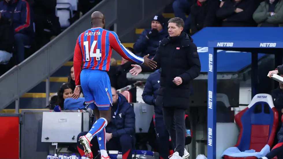 مدرب كريستال بالاس يكذب نادي ميلان بشأن فشل صفقة انتقال ماتيتا 