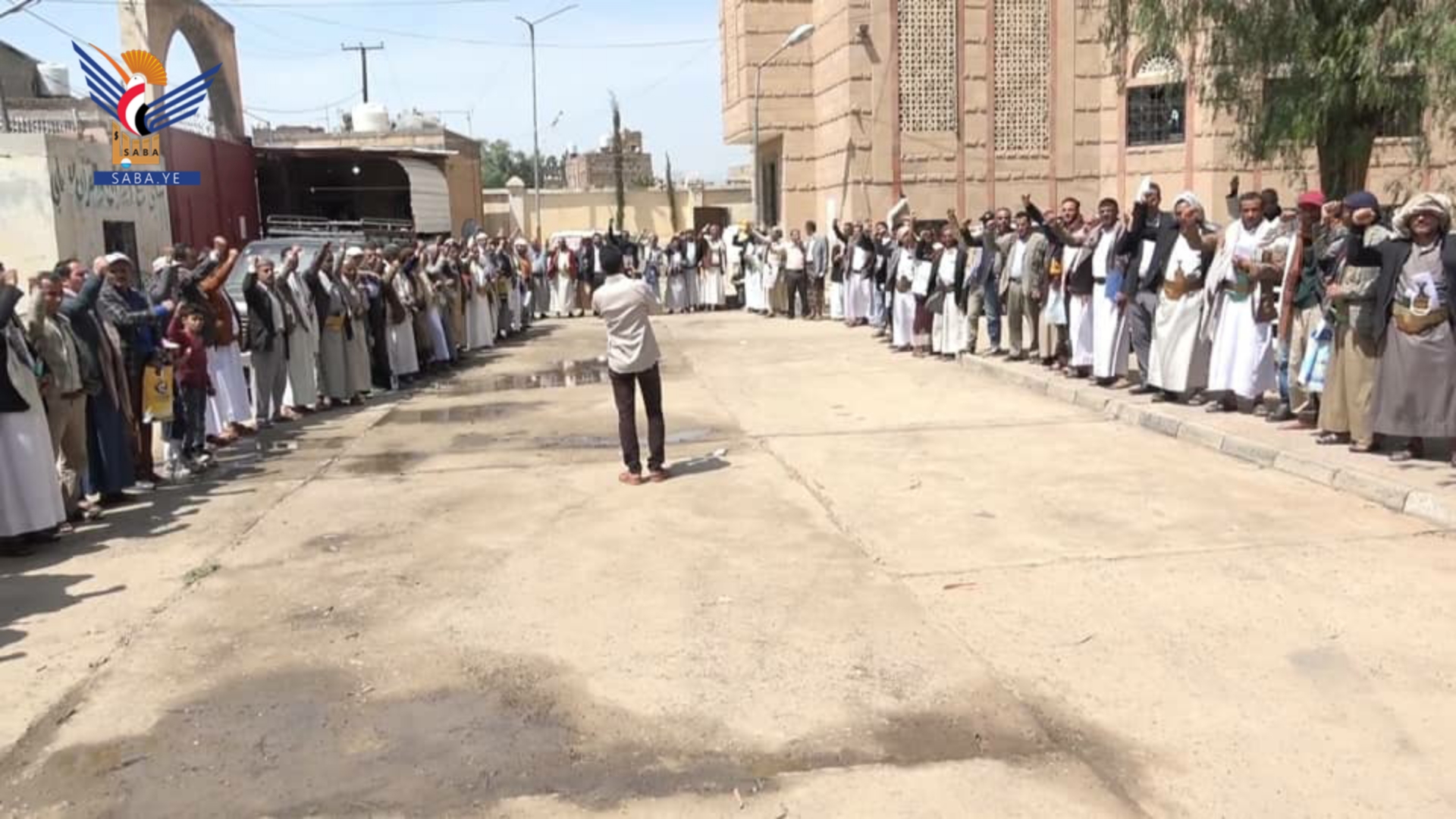  صنعاء .. وقفة حاشدة للقطاع التربوي في يوم الغضب العالمي نصرة لغزة