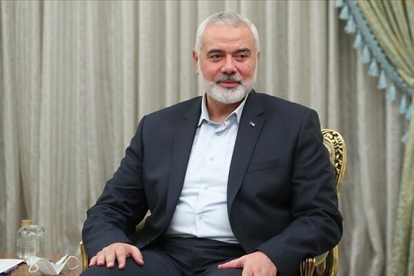 هنية يصل طهران لإجراء مباحثات سياسية