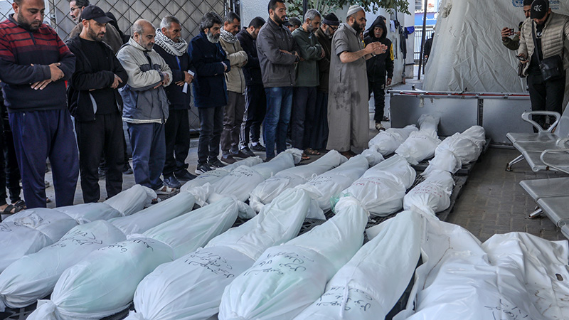 استشهاد 59 فلسطينياً بنيران العدو الإسرائيلي في قطاع غزة منذ الفجر