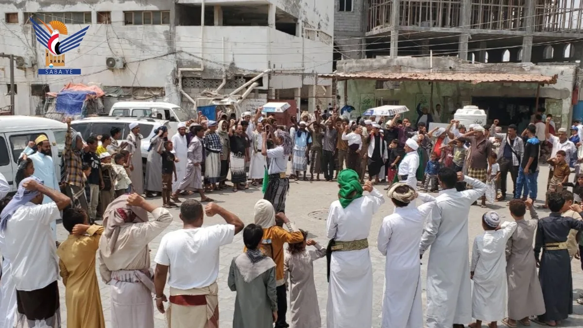 وقفات بالحديدة نصرة للقرآن ودعمًا لخيارات القيادة والقوات المسلحة