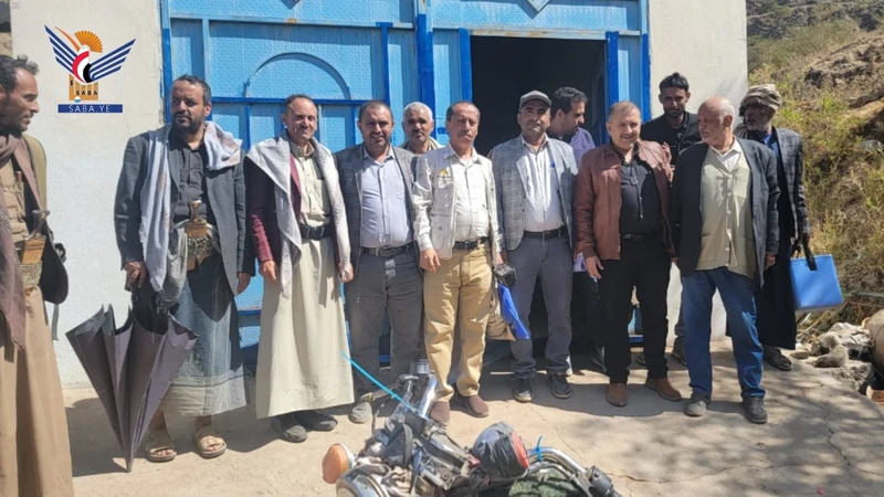  تسليم مشروع مياه مذكران بالقفر للجنة المستفيدين بإب