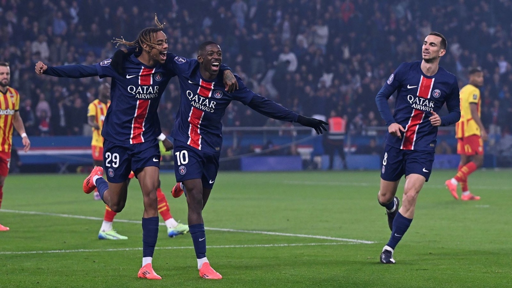 الدوري الفرنسي: باريس سان جيرمان يواجه أكسير في الجولة الـ14 اليوم