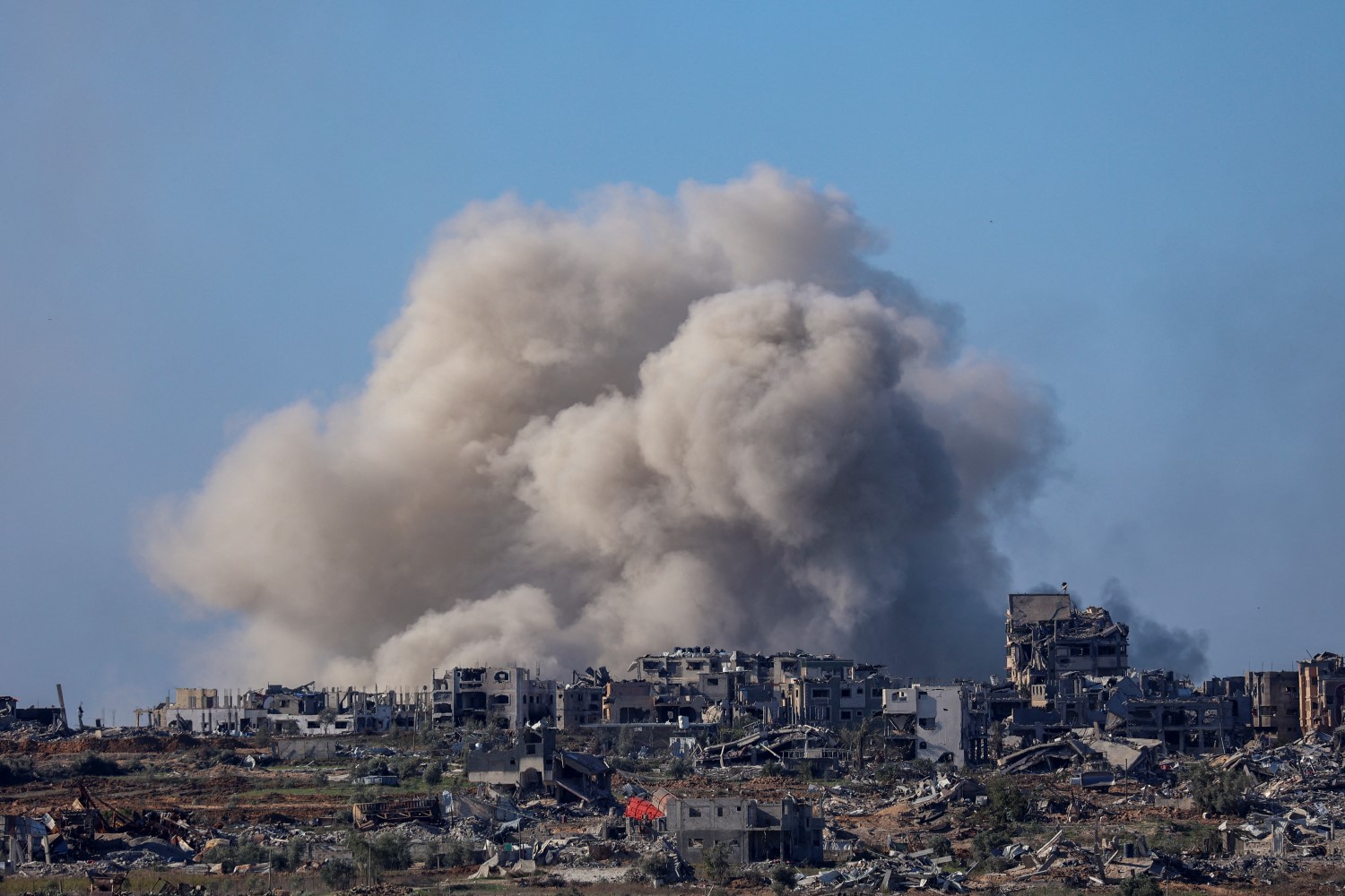 ثلاثة شهداء في قصف للعدو الصهيوني على رفح وخان يونس جنوب القطاع
