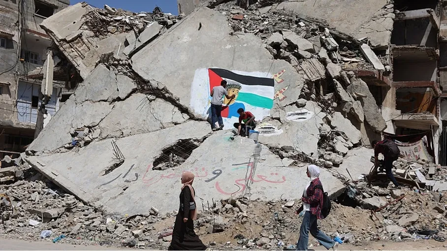 جدعون ليفي: "إسرائيل" لديها خطة لنشر الفوضى في غزة كبديل لحكم حماس
