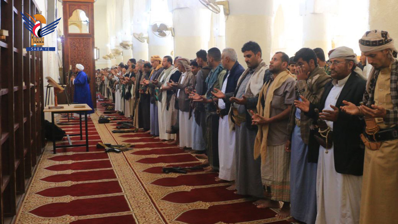 تعز .. فعالية تأبينية وصلاة الغائب على الشهيدين نصر الله وصفي الدين