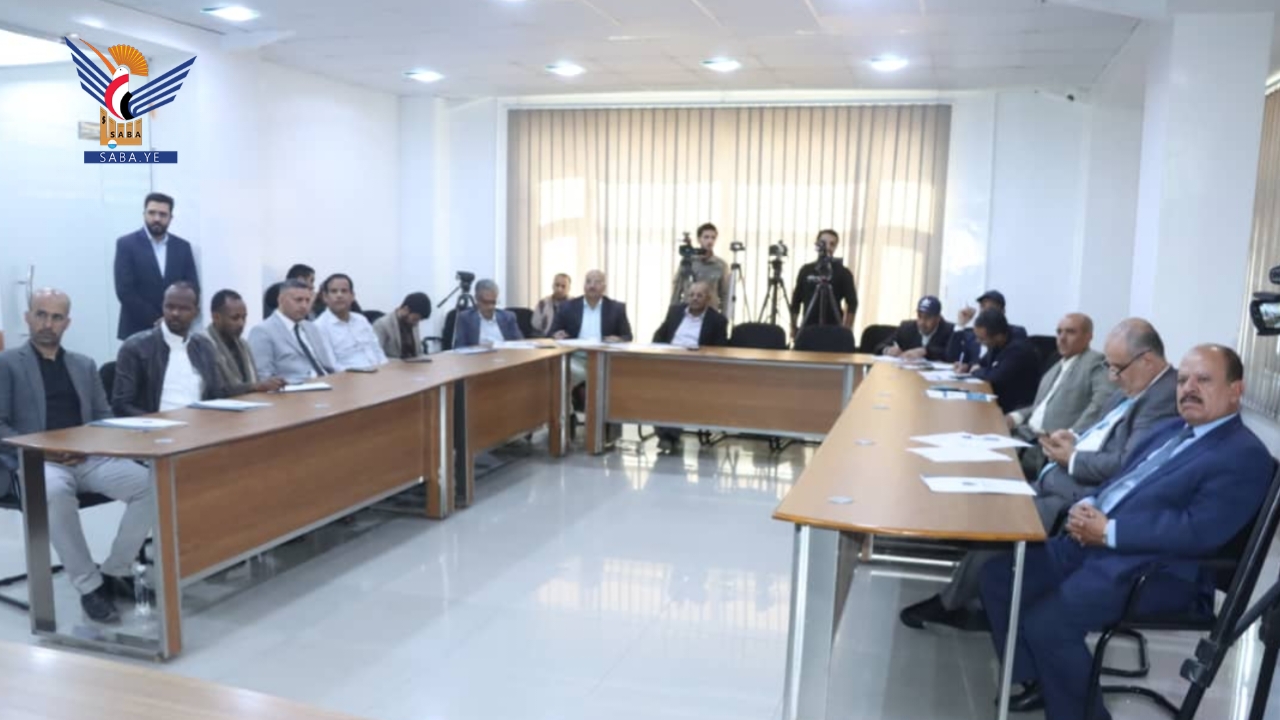 ندوة سياسية بصنعاء بعنوان "مابعد اعتراف إسرائيل بأرض الصومال"