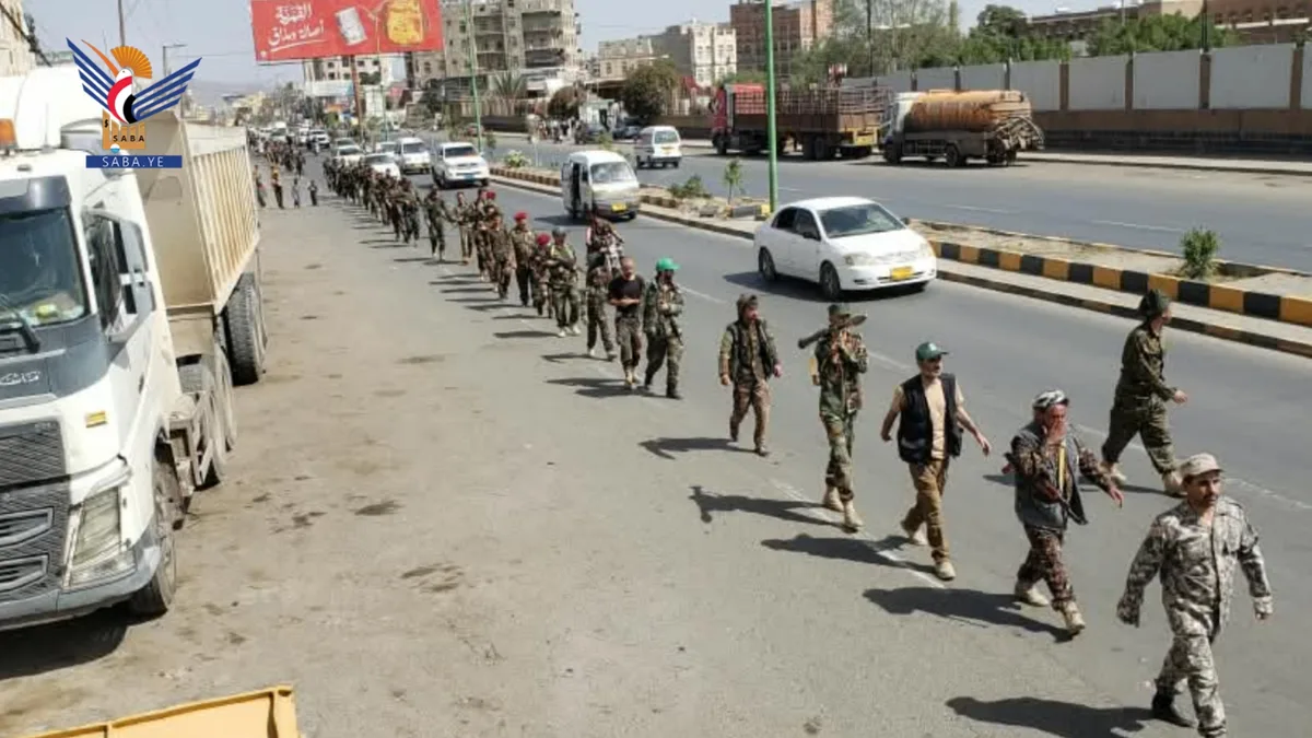 مسير عسكري في مديرية الثورة بأمانة العاصمة تأكيدا على الجهوزية العالية