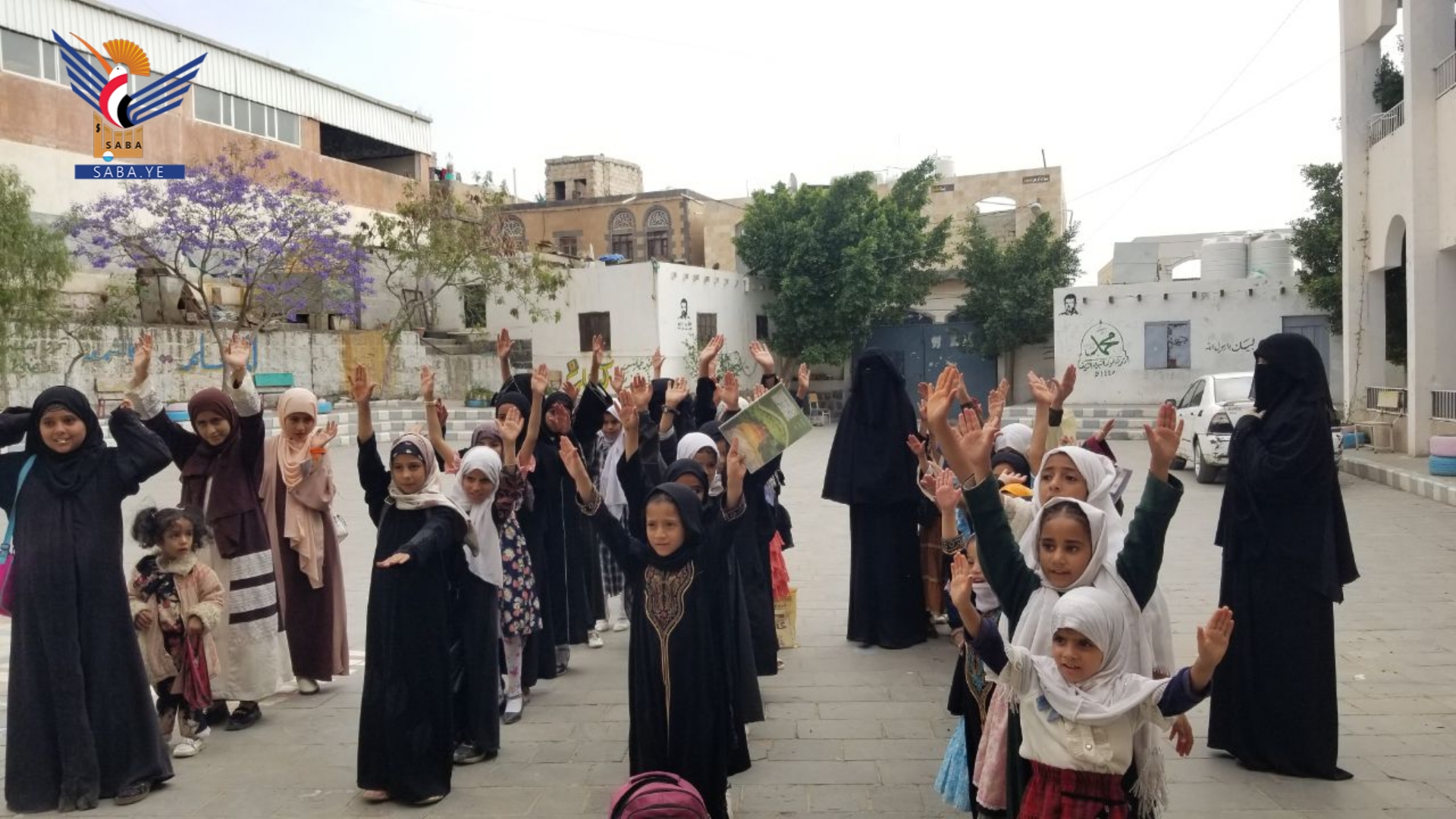 تفقد الأنشطة والدورات الصيفية للبنات في أمانة العاصمة