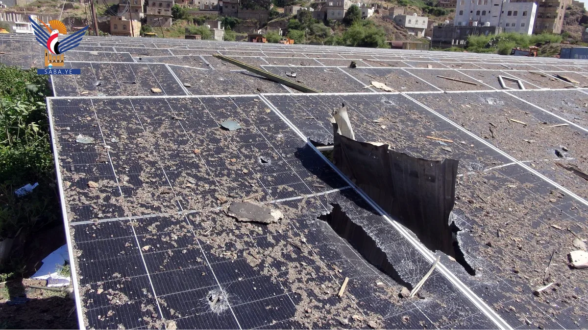 مدير عام مؤسسة الكهرباء يطّلع على أضرار العدوان بمحطة كهرباء البرق في الحوبان