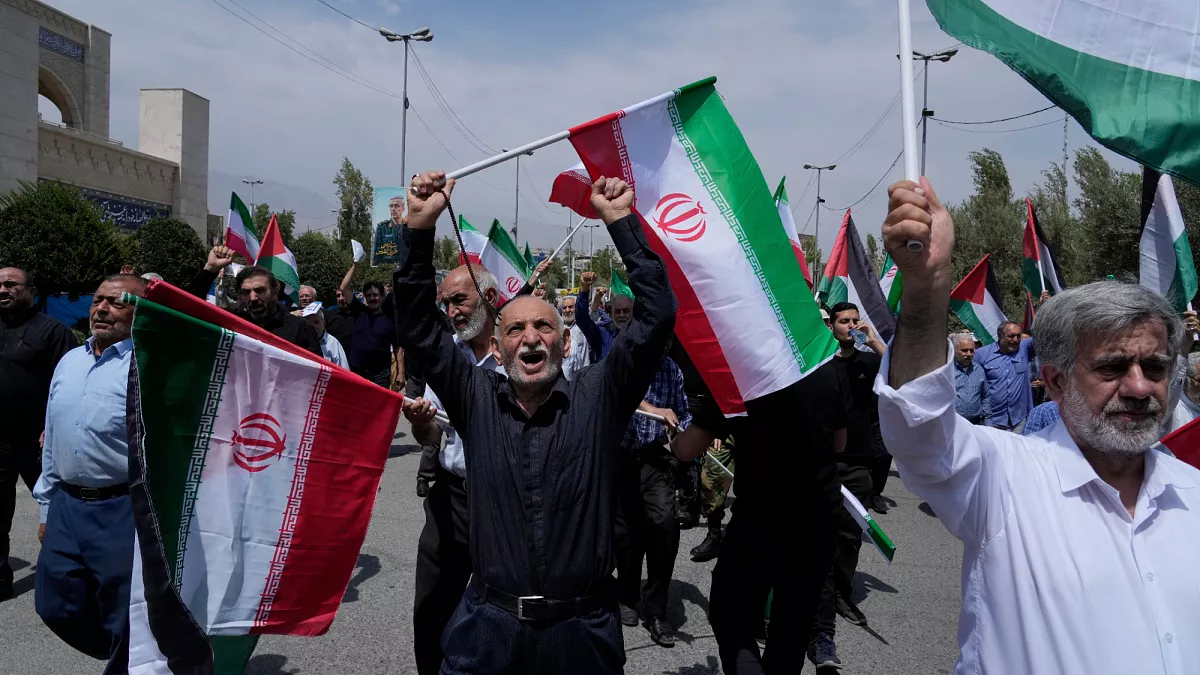 إيرانُ اليومَ تدفعُ ضريبةَ الدفاعِ عن الإسلامِ والإنسانية، ودعمِها للشعبِ الفلسطينيِّ المظلوم